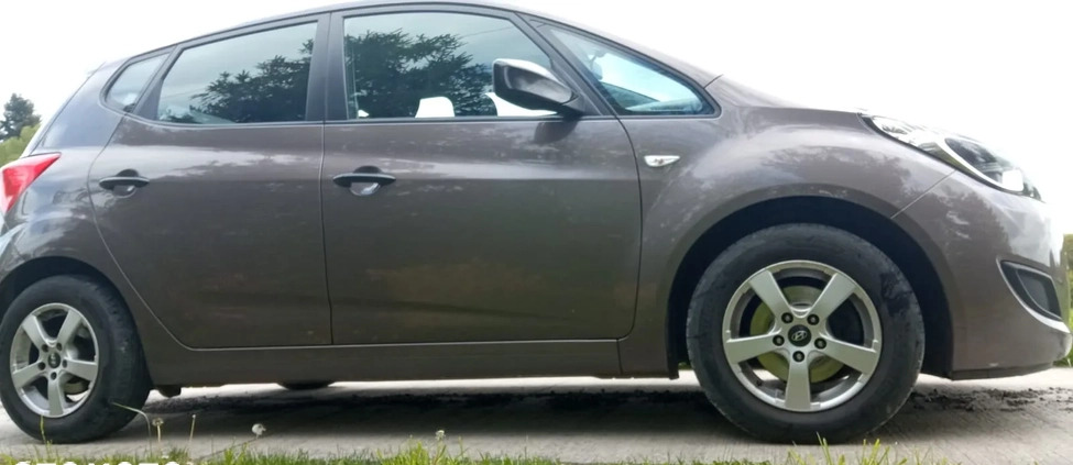 Hyundai ix20 cena 24500 przebieg: 139000, rok produkcji 2011 z Jędrzejów małe 106